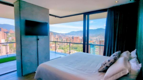Apartamento de Lujo con Vista Panorámica en Medellín